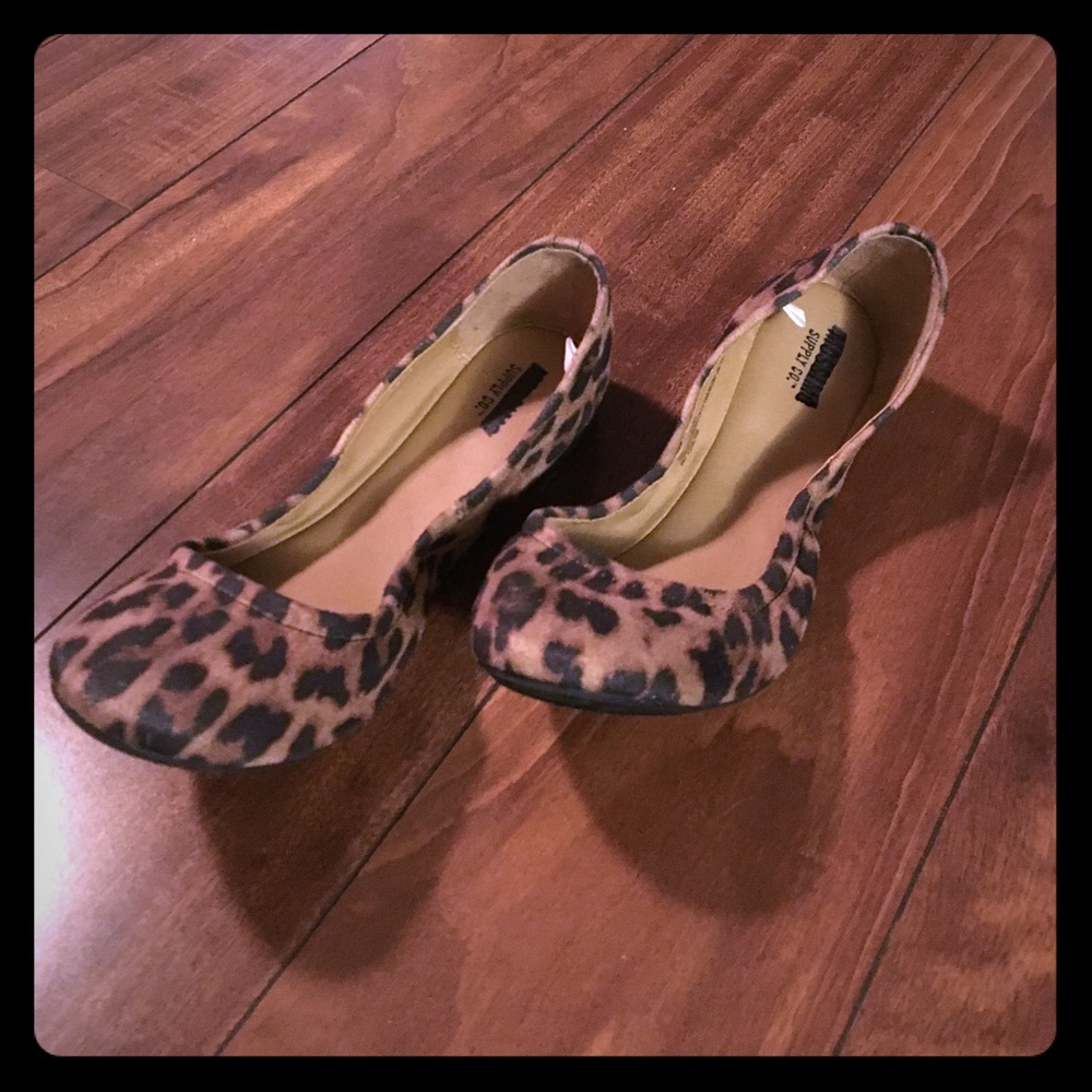 Leopard print Mossimo flexible flats