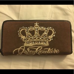 Juicy Couture Velour wallet