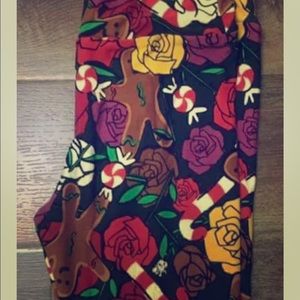 Lularoe holiday leggings os gingerbread and roses