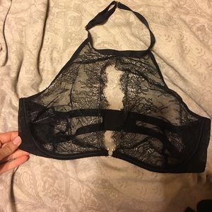 Victoria’s Secret Very Sexy unlined halter bra