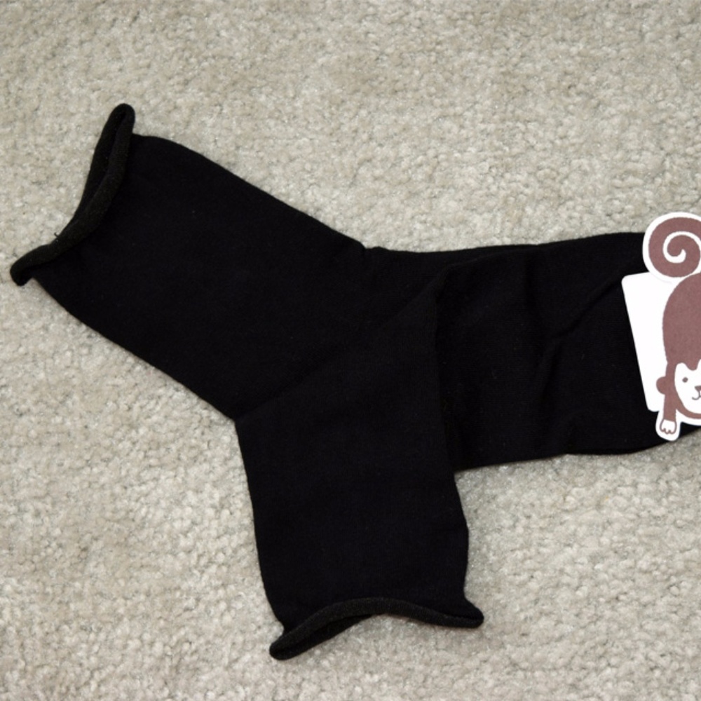 NWT Women's Socks Rhinestone Skull Black goth - Picture 8 of 8