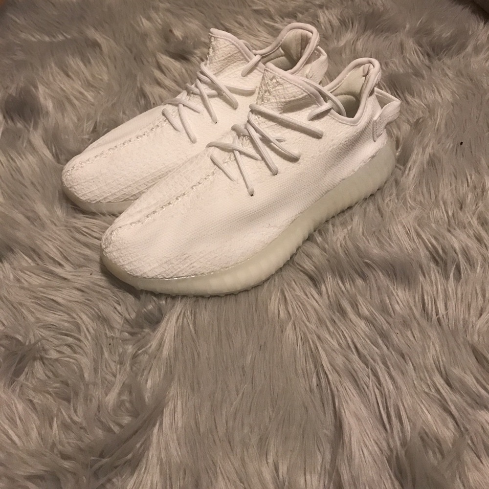 Yeezy Boost 350 V2
