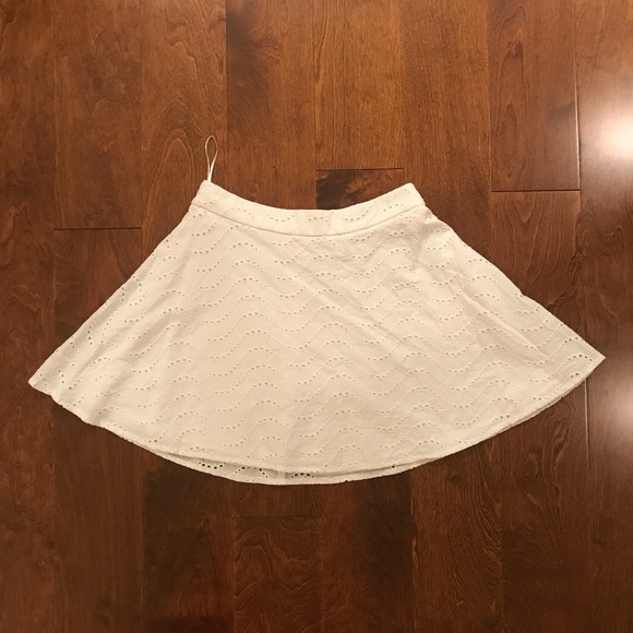 White Tobi Skirt - Picture 1 of 4