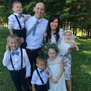 Meet your Posher, Elizabeth