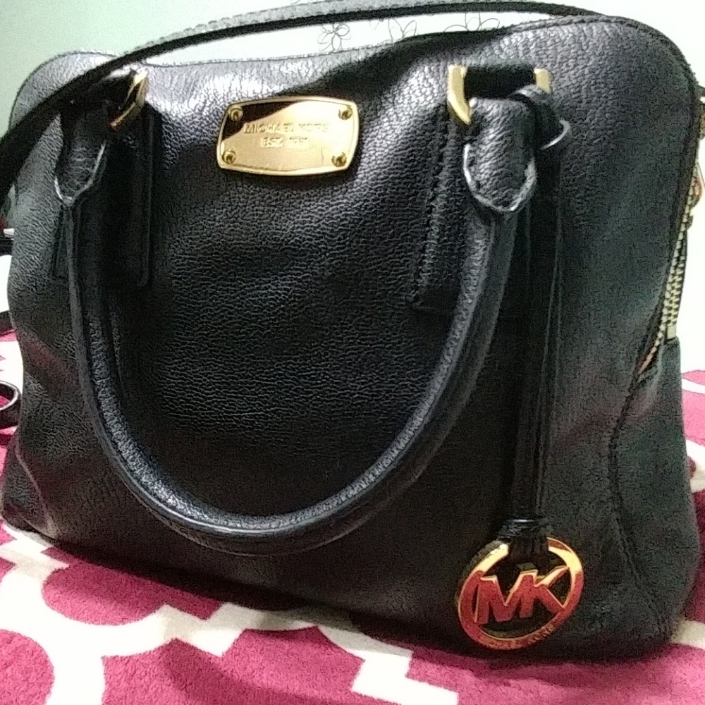 FINAL SALE! MK 100% leather shoulder handbag - Picture 1 of 8