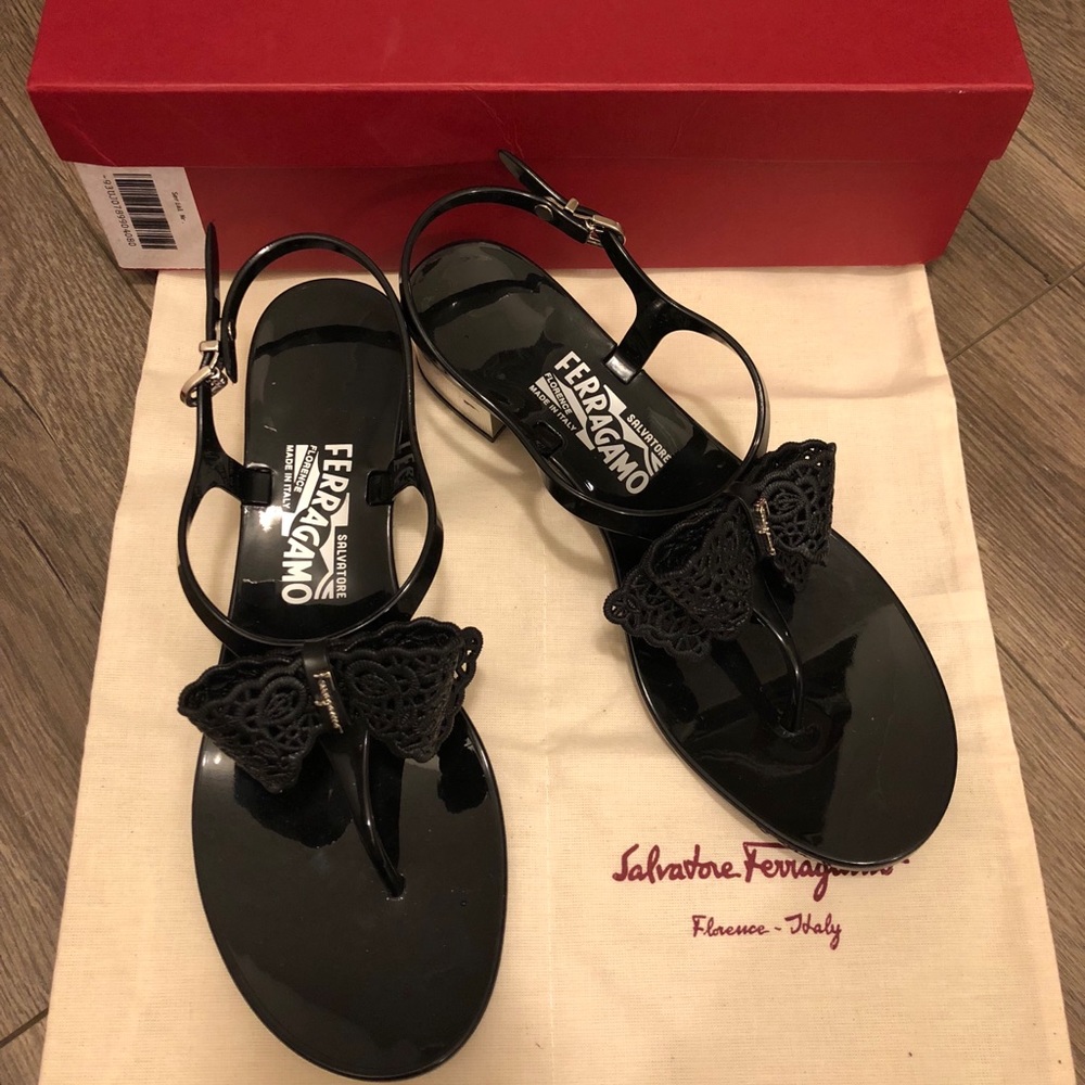 SOLD - Salvatore Ferragamo Sandal
