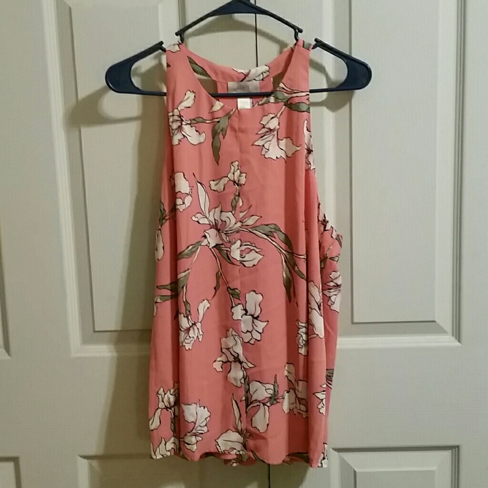 Flowy floral tank