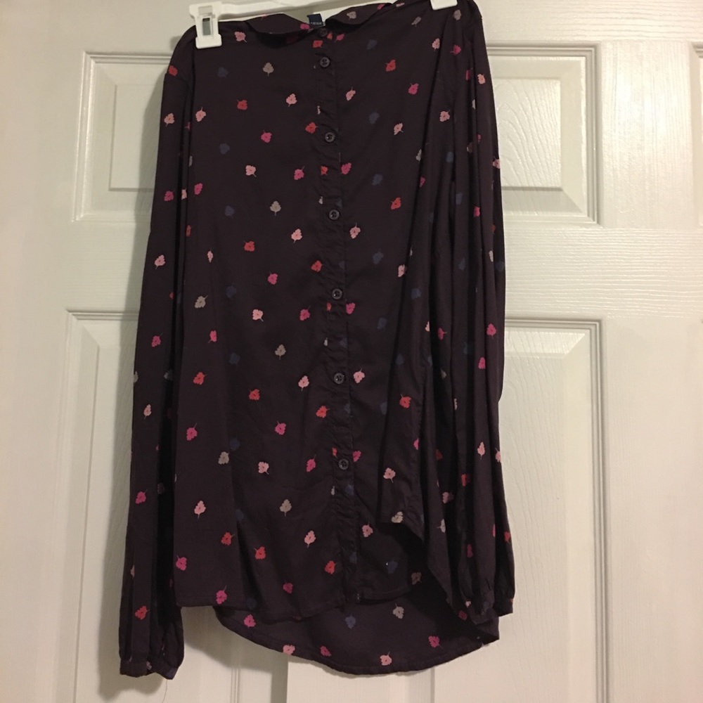 Collar purple blouse