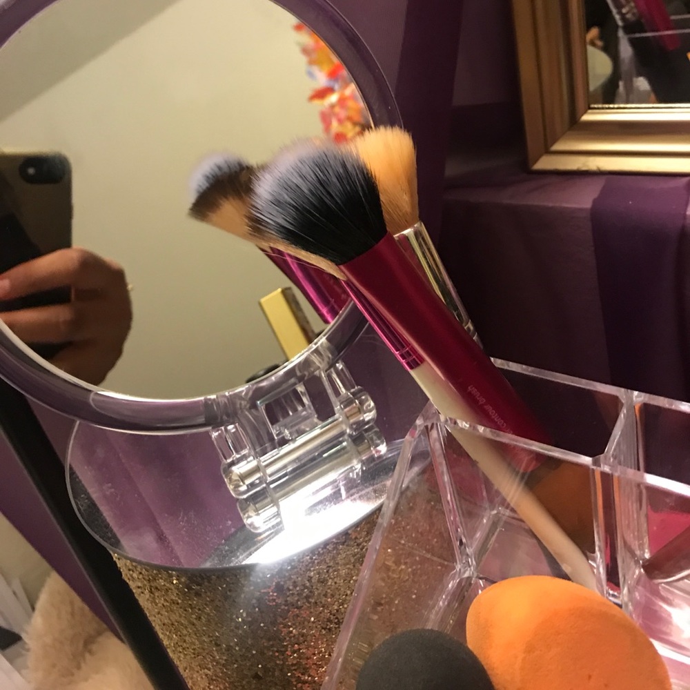 Clear Round mirror with stand 10x & regular