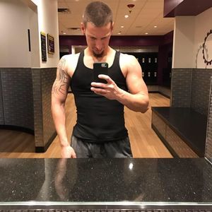 Meet your Posher, Julio