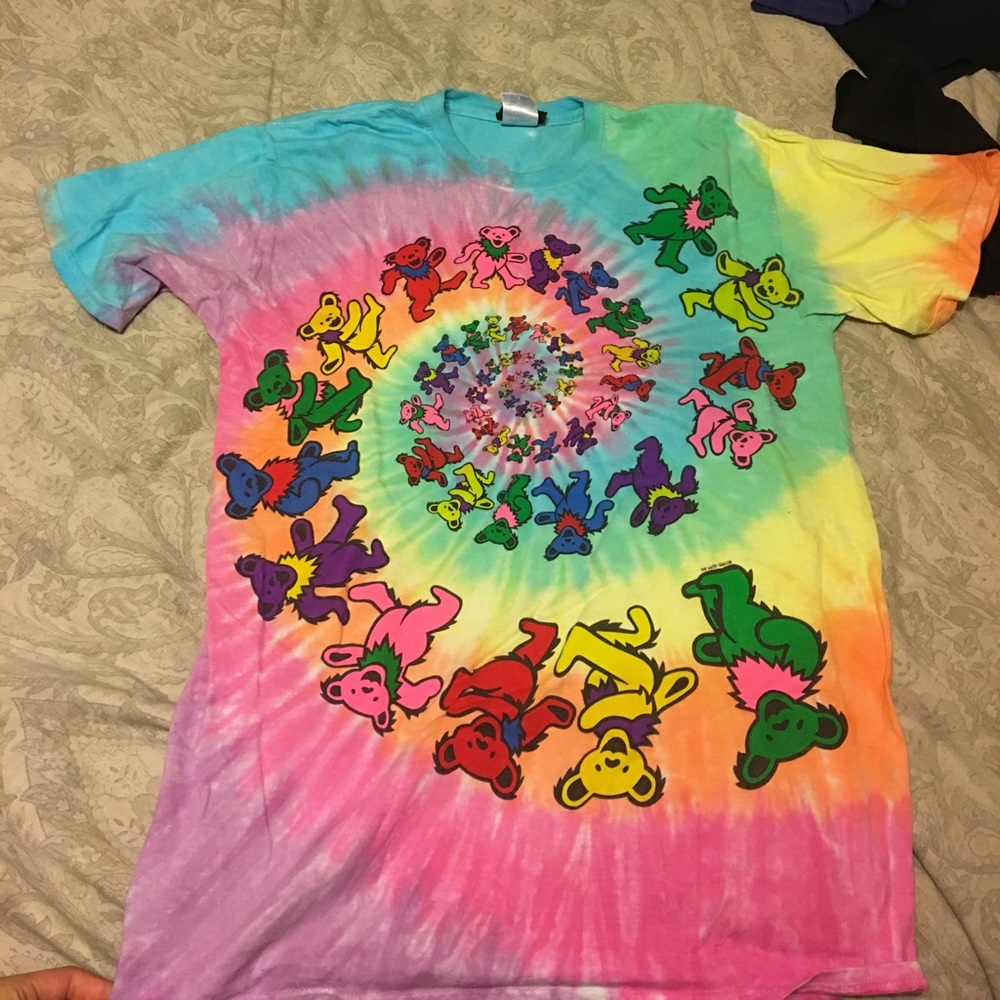 Grateful Dead dancing bears t shirt