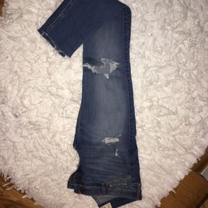 Destroyed skinnies, hardly worn