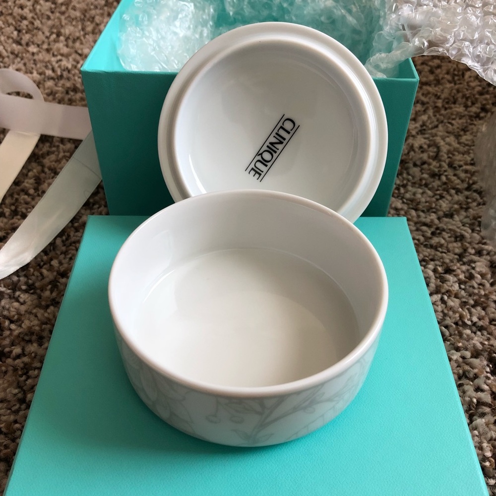 Tiffany & Co. China Jewelry Holder