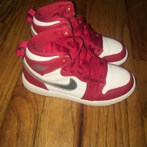 Toddler Nike’s size 12