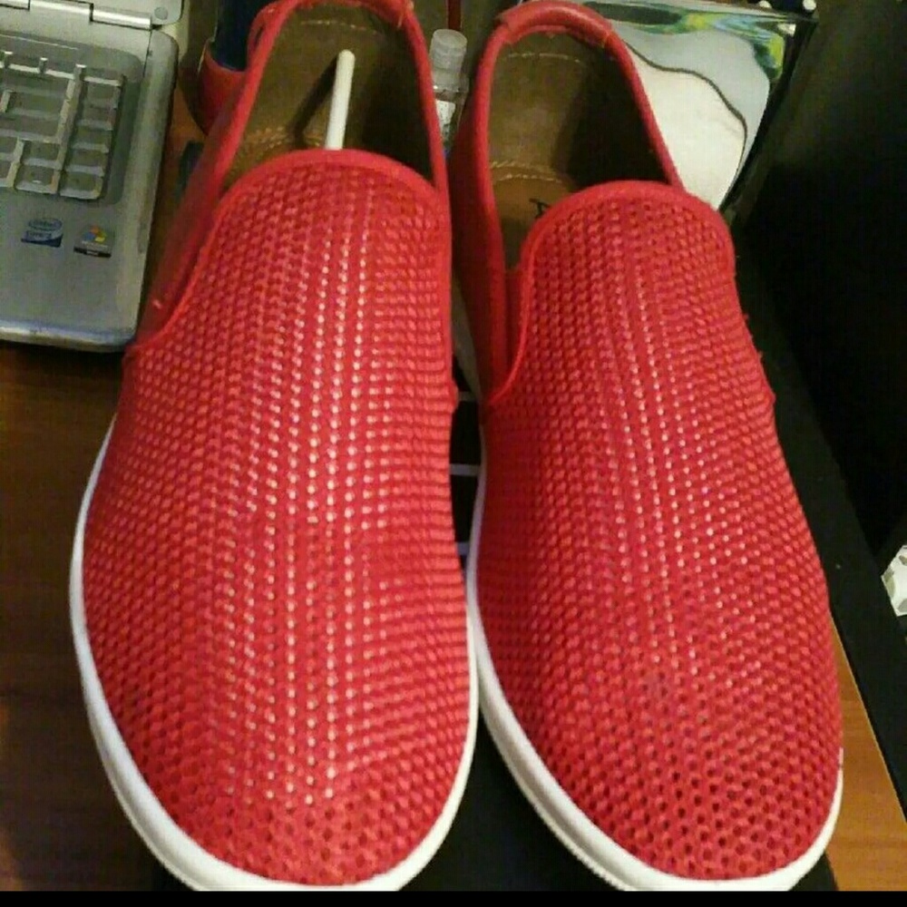 Alerbic shoes