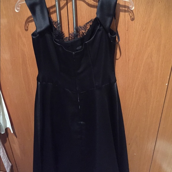 Black evening dress. With lace top - Picture 3 of 6