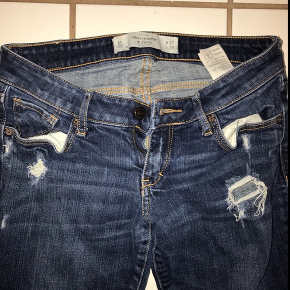 Jeans - Picture 2 of 3