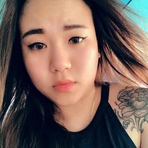 Meet your Posher, Vy