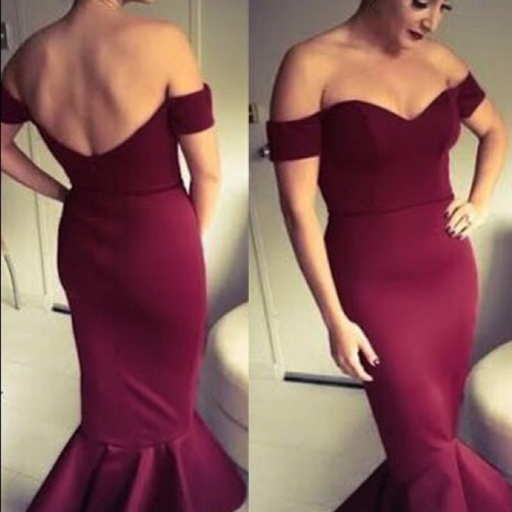 SALE!!♥️ Maroon Mermaid off-shoulder Evening Gown - Picture 5 of 5