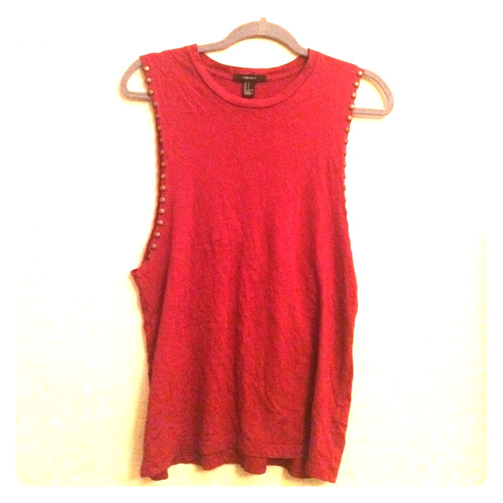 Wide sequin-sleeved maroon ref top