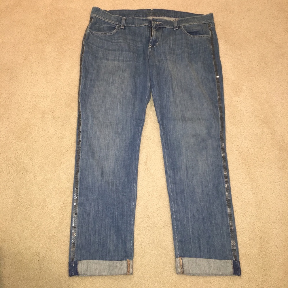 Old Navy Cropped Jeans