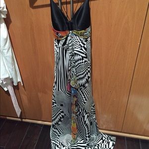 Evening dress. Cross cross spaghetti strap back.