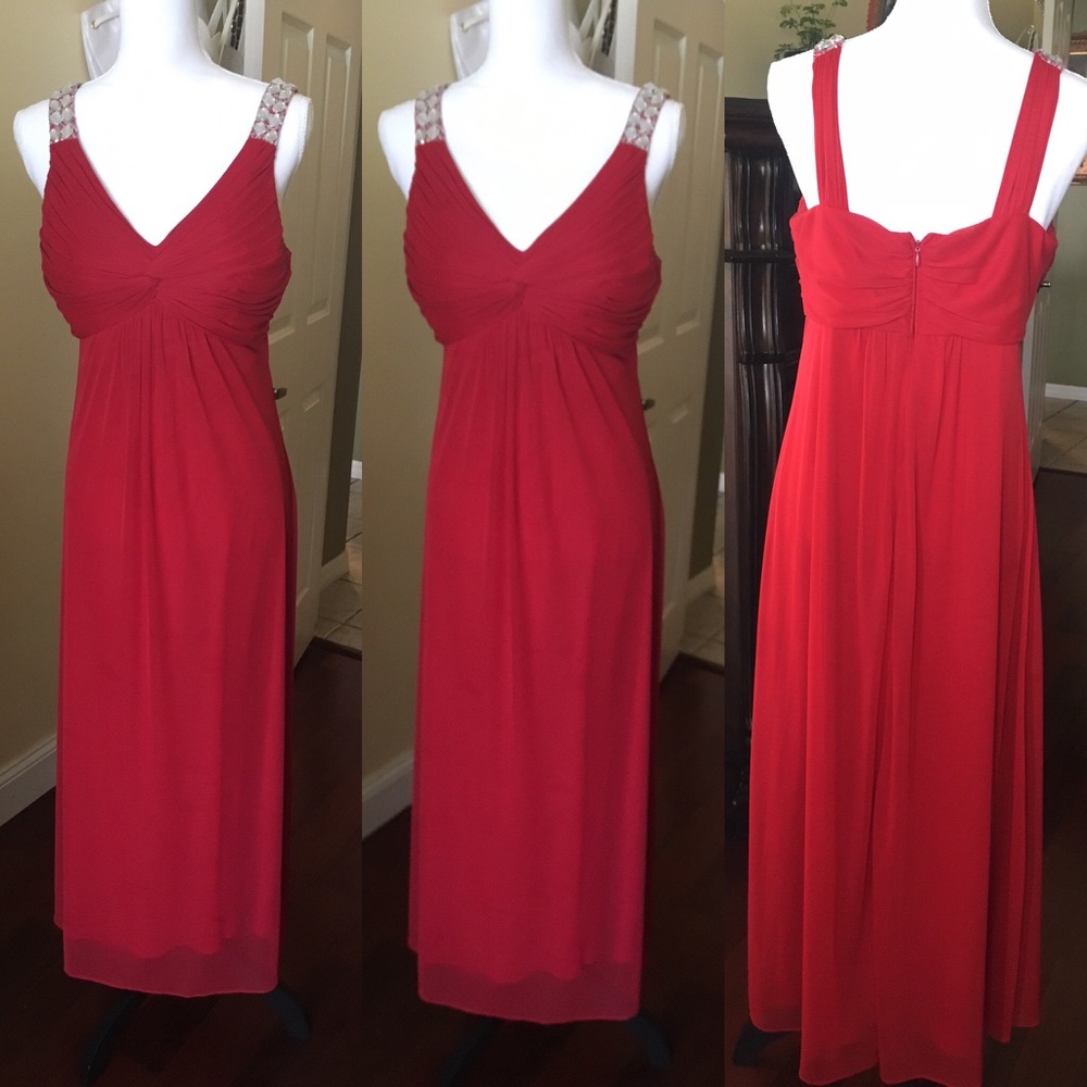 Long formal red dress