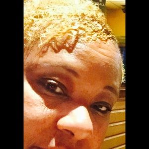 Meet your Posher, Michele