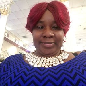 Meet your Posher, Tiara