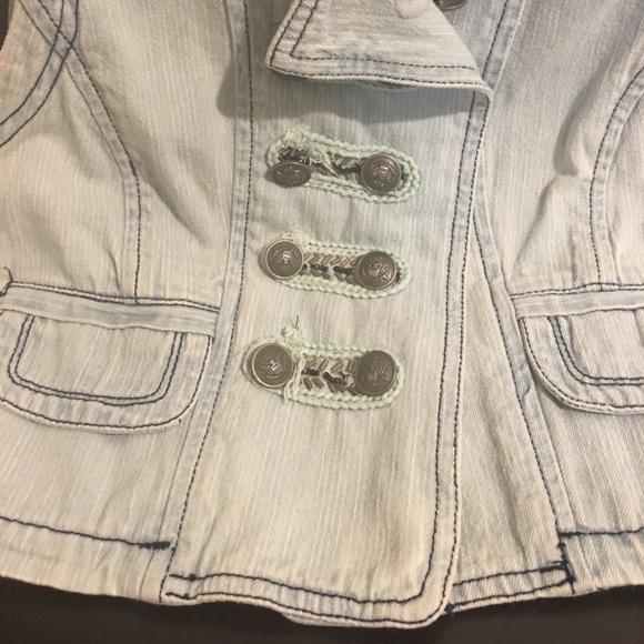 Forever 21 Vintage wash - Picture 3 of 4