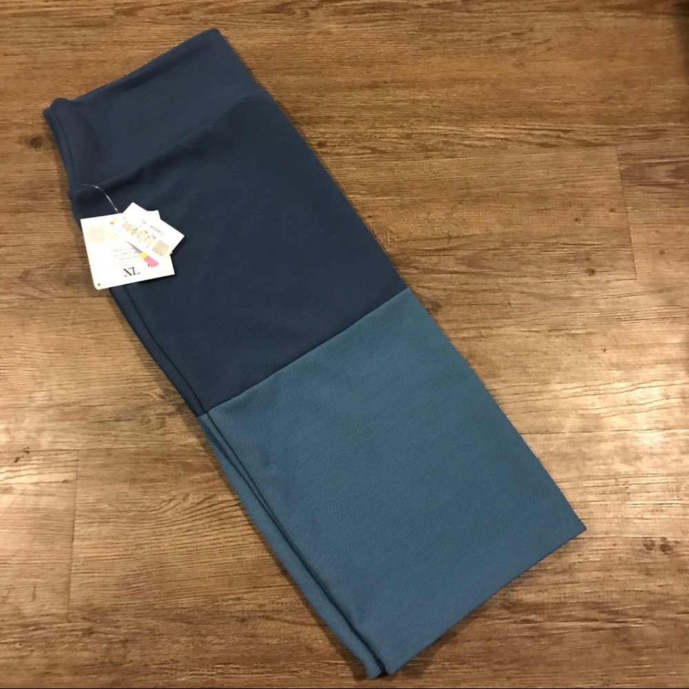Two tone Cassie skirt LuLaRoe
