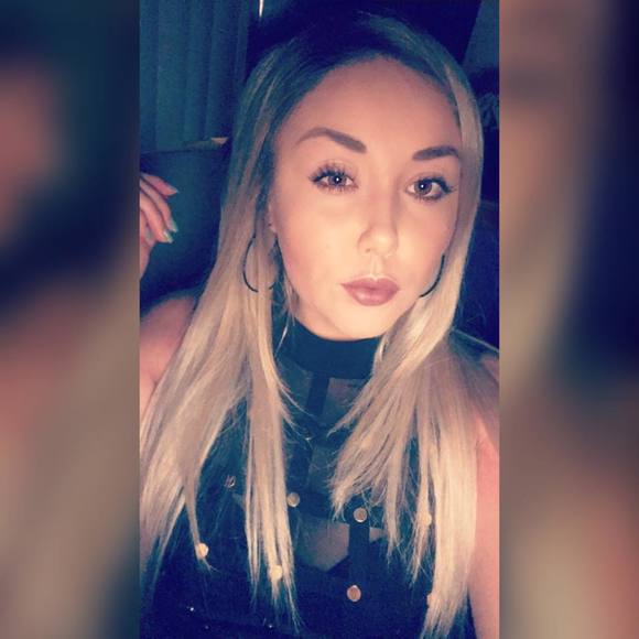 Meet your Posher, Anna - Picture 1 of 1