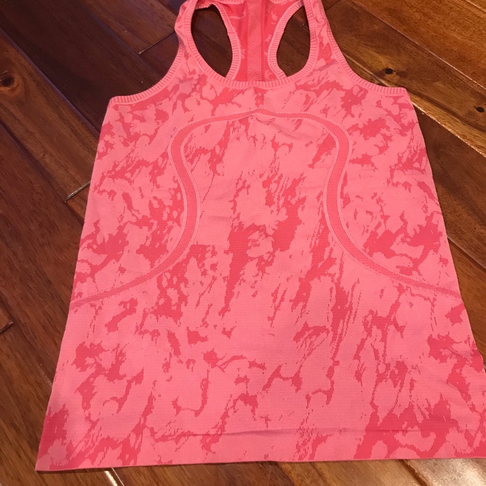 ❌SOLD Lululemon swiftly tank