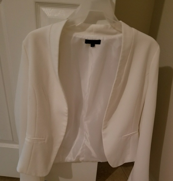 Blazer - Picture 1 of 2