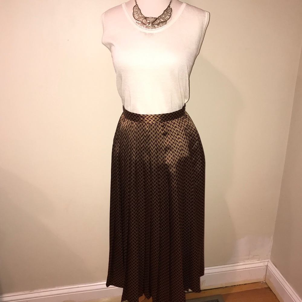 Charles Glueck 🦄Aline full tan/brown length skirt