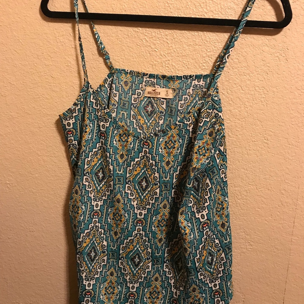 hollister spring top