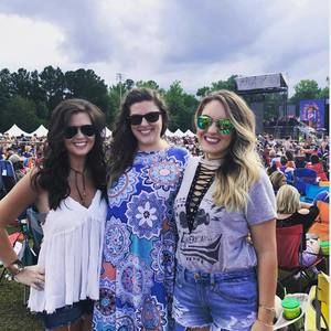 Meet your Posher, Tayler