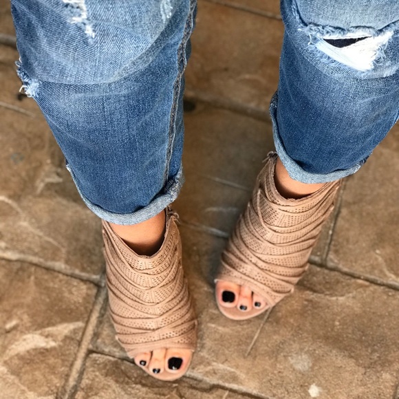 Tan Slingback Peep Toe Shootie - Picture 2 of 8