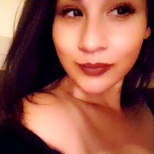 Meet your Posher, Priscilla