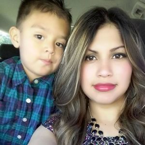 Meet your Posher, Ana