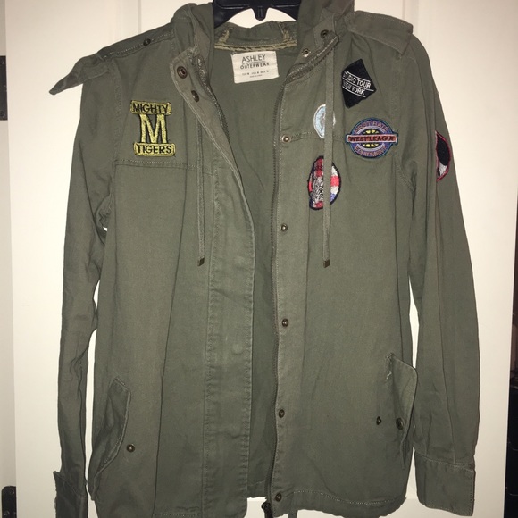 Army Green Jacket - Picture 1 of 5