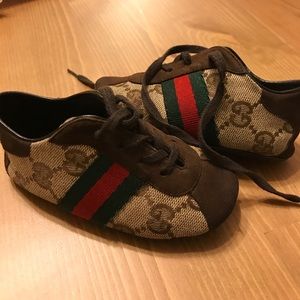 Gucci original baby shoes sz 3 1/2