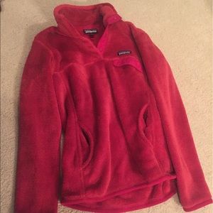 Size Medium, Patagonia women's Re-Tool Snap T