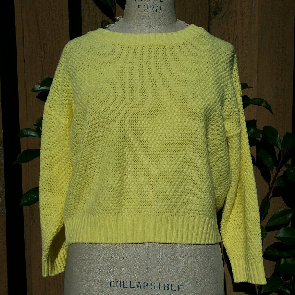 NWOT Yellow Knit Cropped Sweater