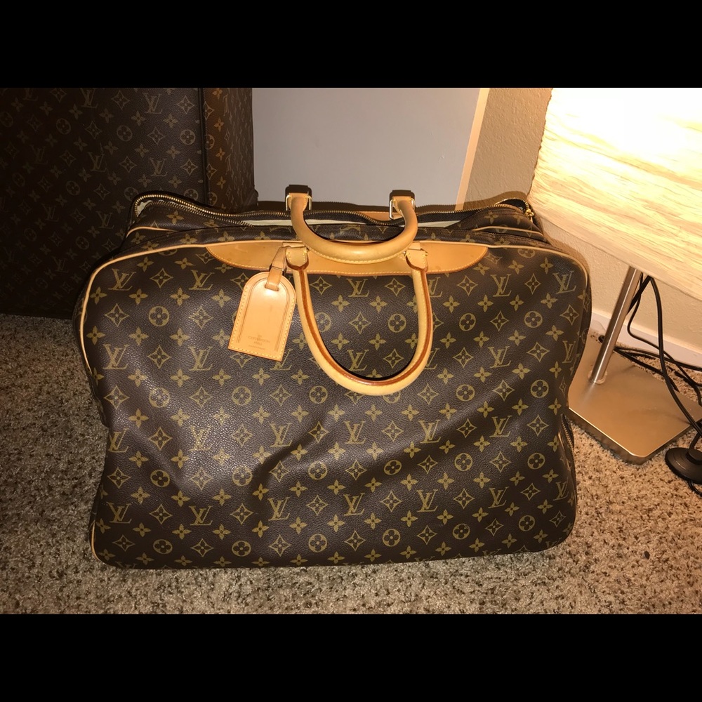 Louis Vuitton weekend travel bag
