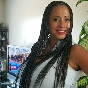 Meet your Posher, Sharon