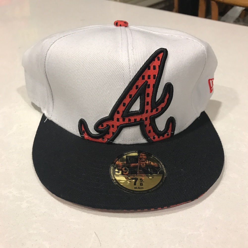NWT Atlanta Braves New Era Hat