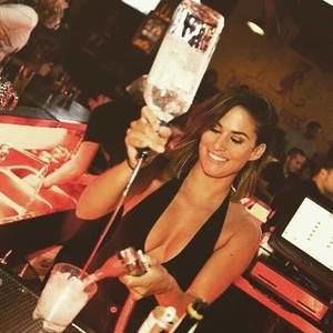 Meet your Posher, Angelika