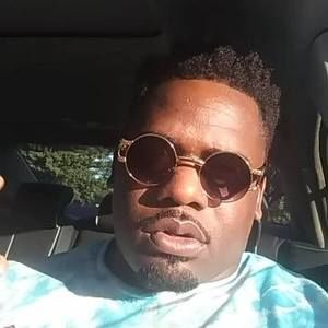 Meet your Posher, Deshawn