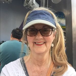 Meet your Posher, Karen